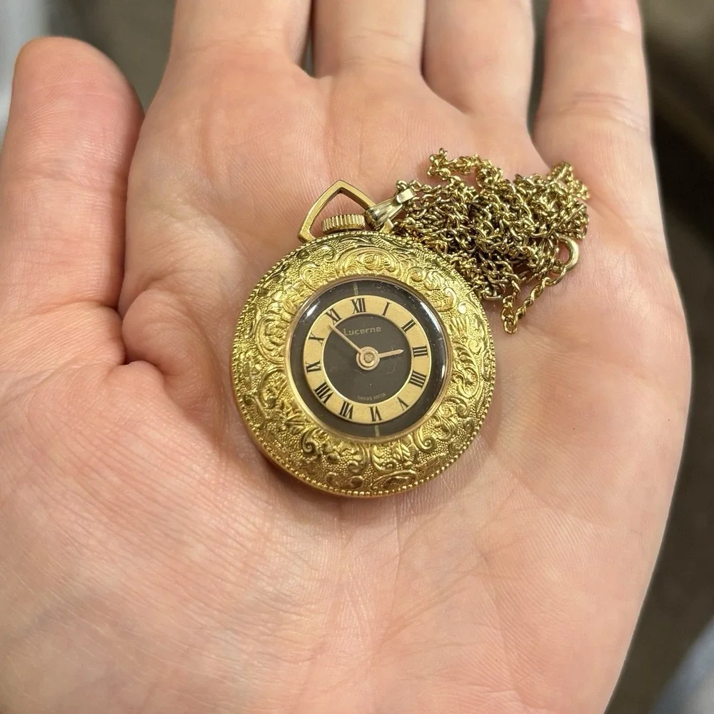 Vtg‎ Lucerne Swiss Mechanical Pocket Watch Pendant Engraved Gold Color Plate Red
